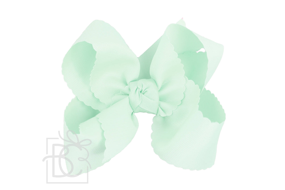SCALLOPED EDGE BOW